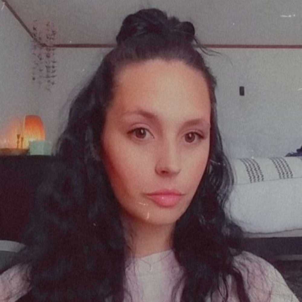 Meet your Posher, Alena